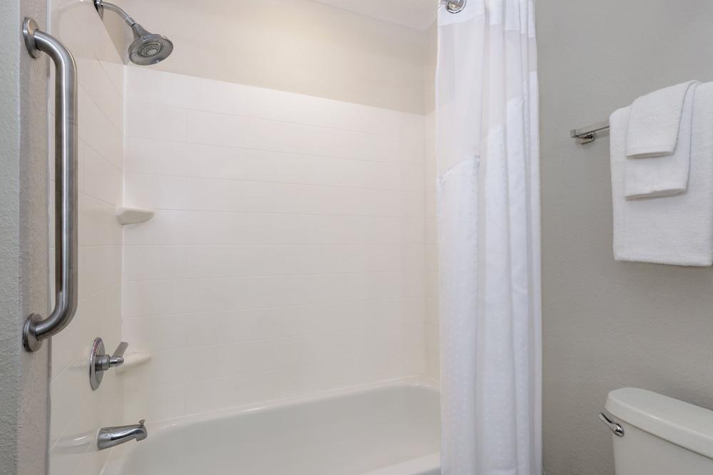 Holiday Inn Express Hotel & Suites Jacksonville South I-295 by IHG photo 36