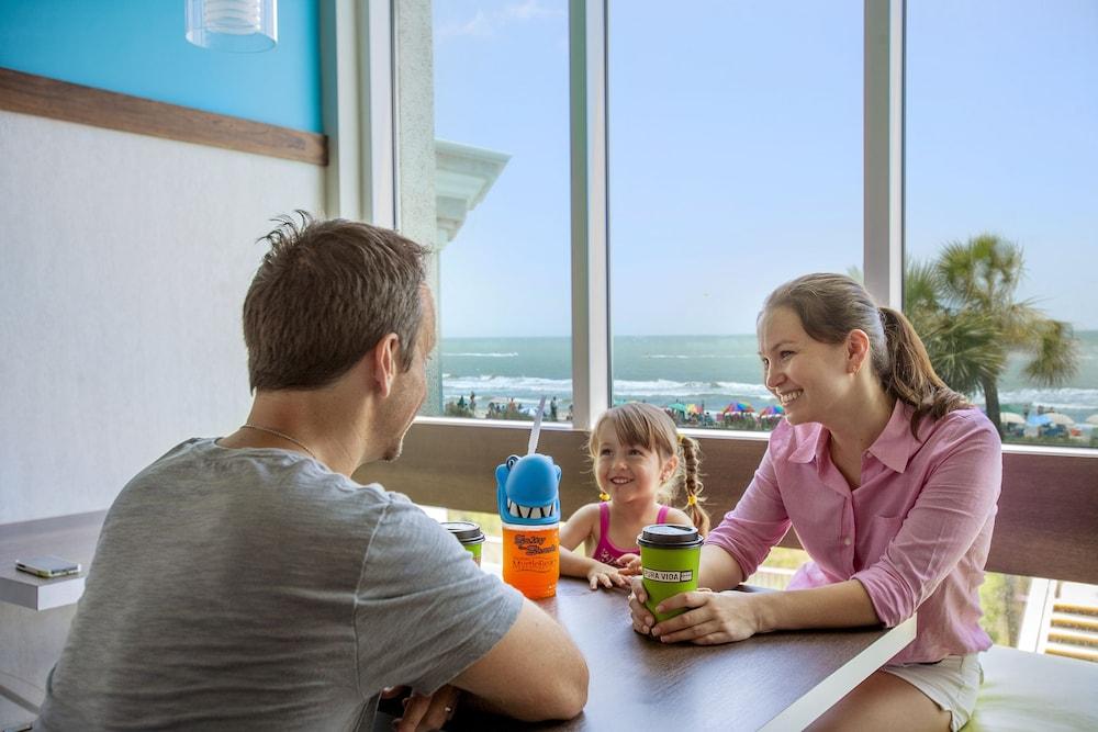 Crown Reef Beach Resort and Waterpark photo 84