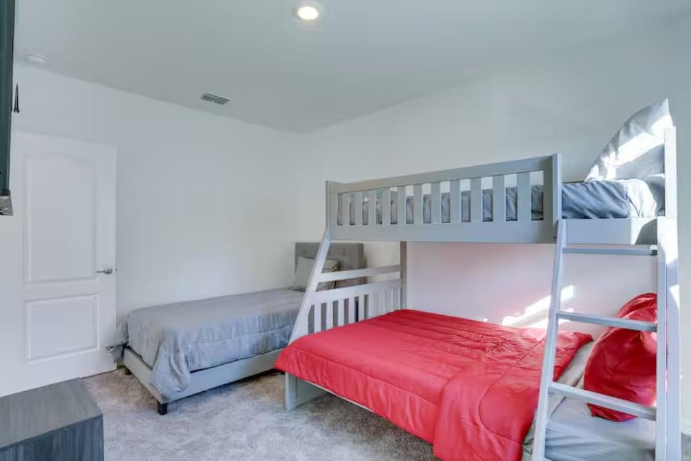 Palm Breeze Lux Stay - Port St. Lucie photo 1