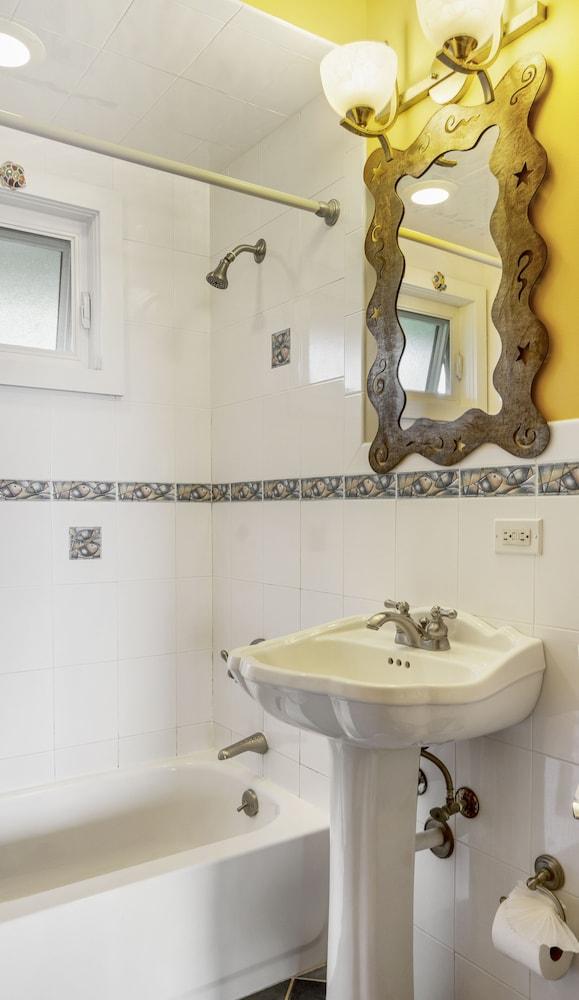 Beach Plum Resort photo 90