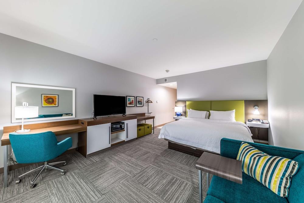Hampton Inn & Suites Pryor photo 8