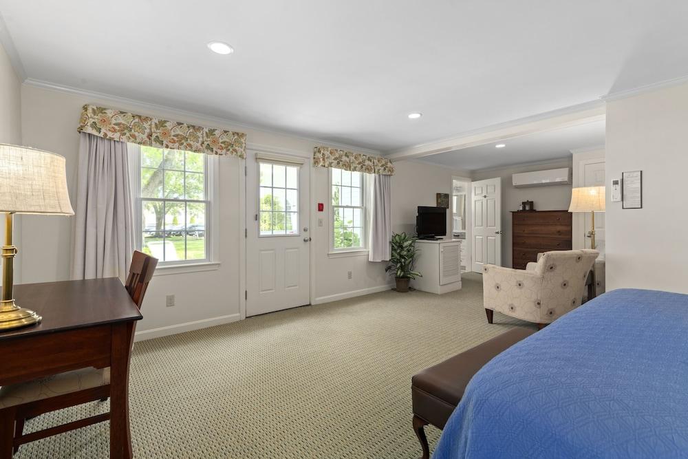 The Sparhawk Oceanfront Resort photo 28