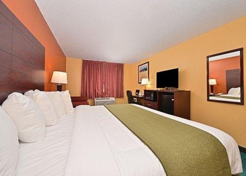 Quality Inn & Suites Grinnell near University photo 4