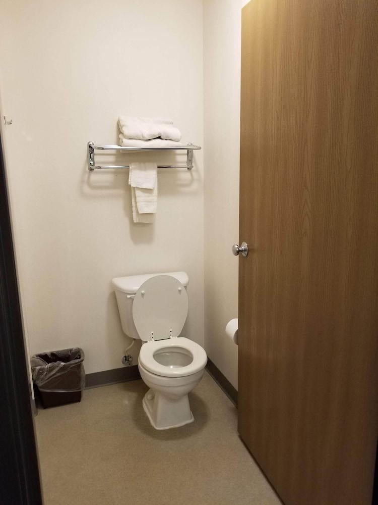Bilmar Inn & Suites by Hotel O Hwy 77 photo 89