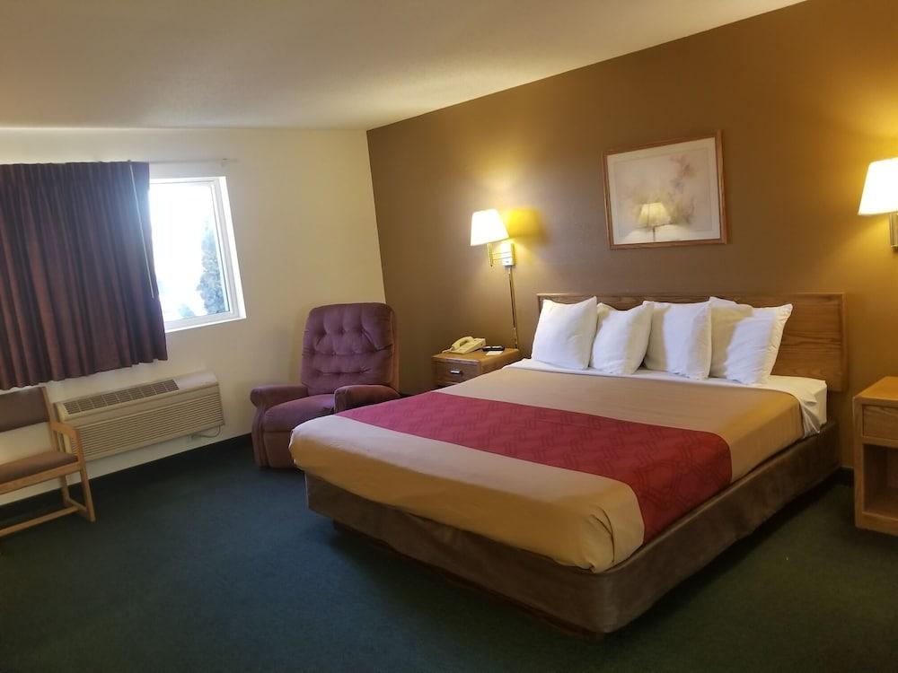 AmeriVu Inn and Suites - Stanley photo 4