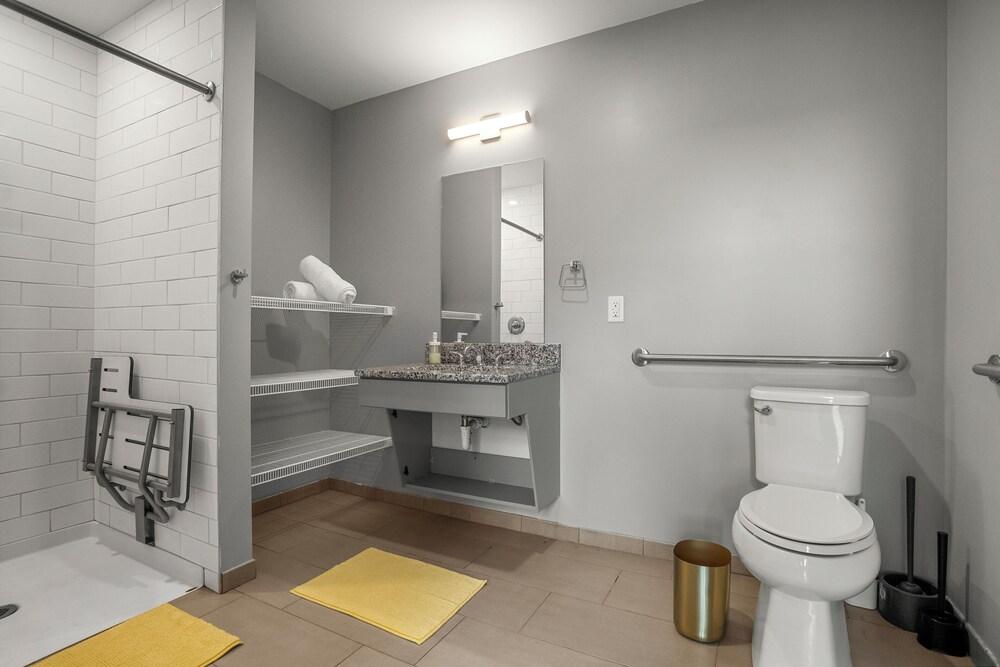 CozySuites - Press House photo 70