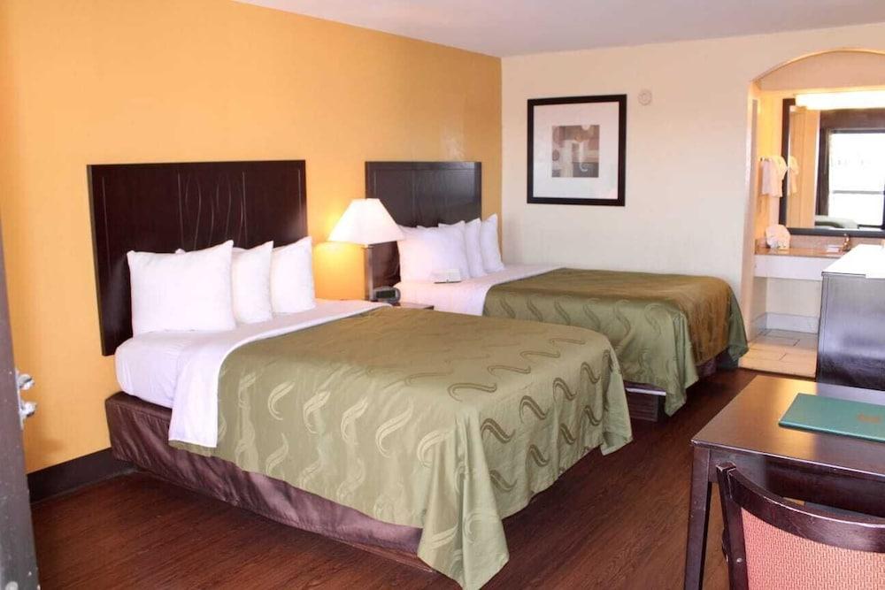 Quality Inn Indianola photo 17