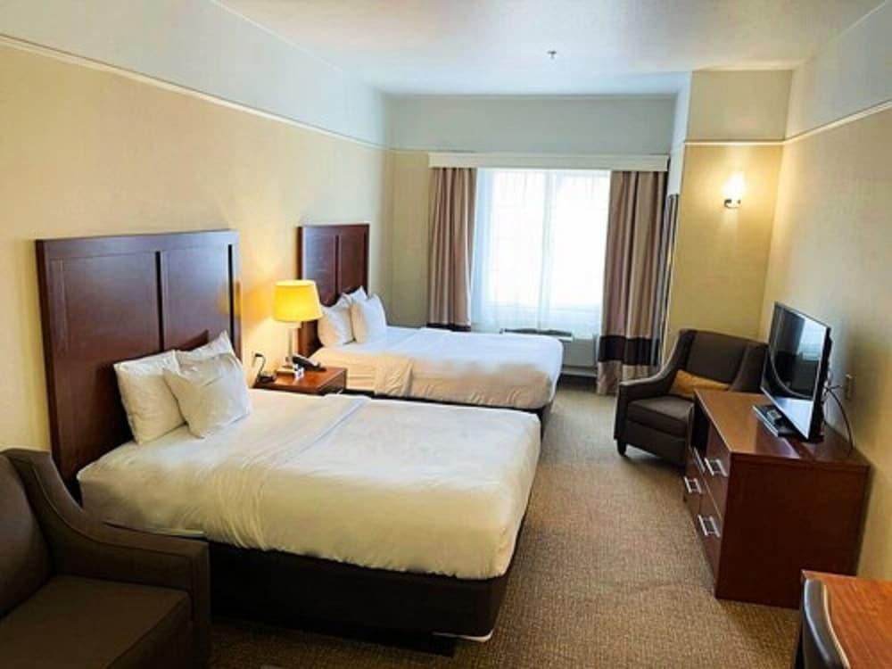Comfort Inn & Suites, Odessa I-20 photo 12