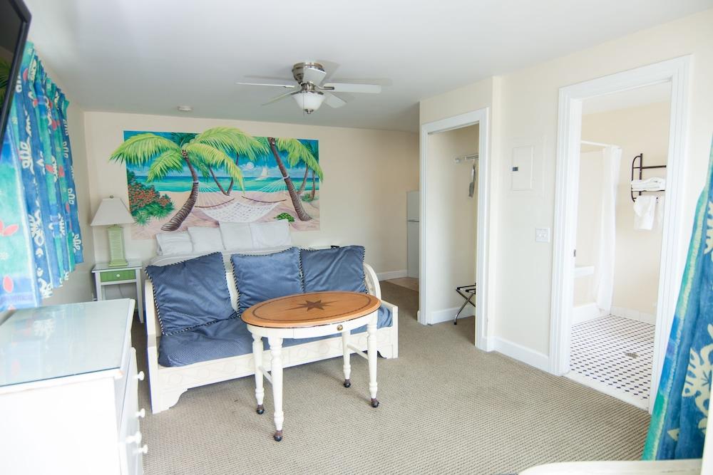 Magic Beach Motel photo 19