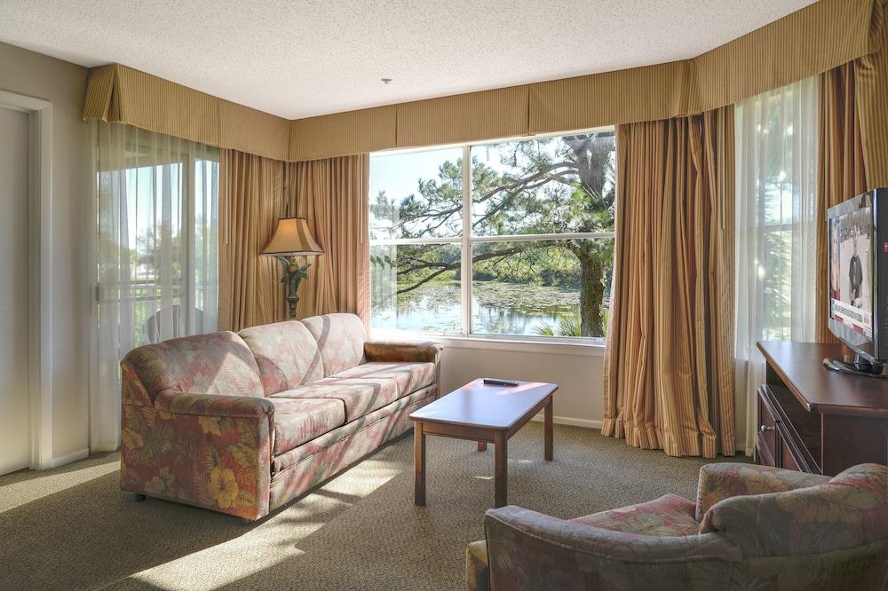 Parc Corniche Condominium Suite Hotel photo 18