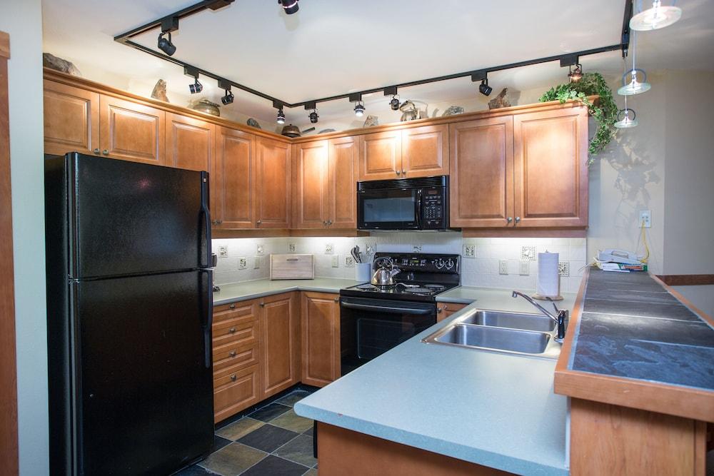 Solitude Condominiums photo 43