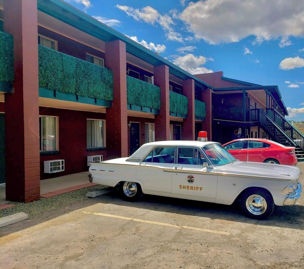 Canyons Edge Route 66 Motel photo 23