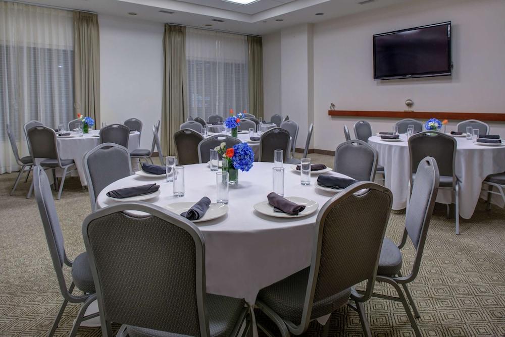 DoubleTree by Hilton Hotel Biloxi photo 46