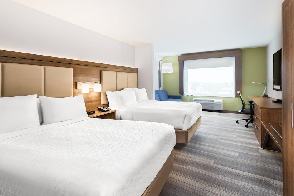 Holiday Inn Express Ft. Lauderdale Cruise-Airport by IHG photo 9