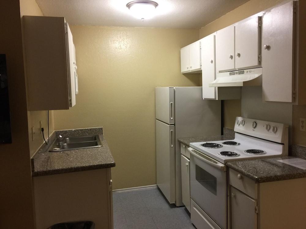 Ranch House Inn and Suites photo 33