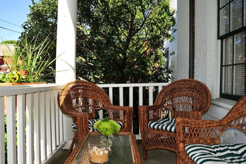 Jailhouse Inn photo 38