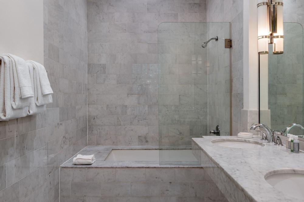 Hotel Royal photo 18