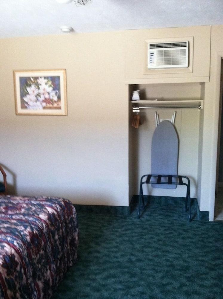 Medina Inn photo 4
