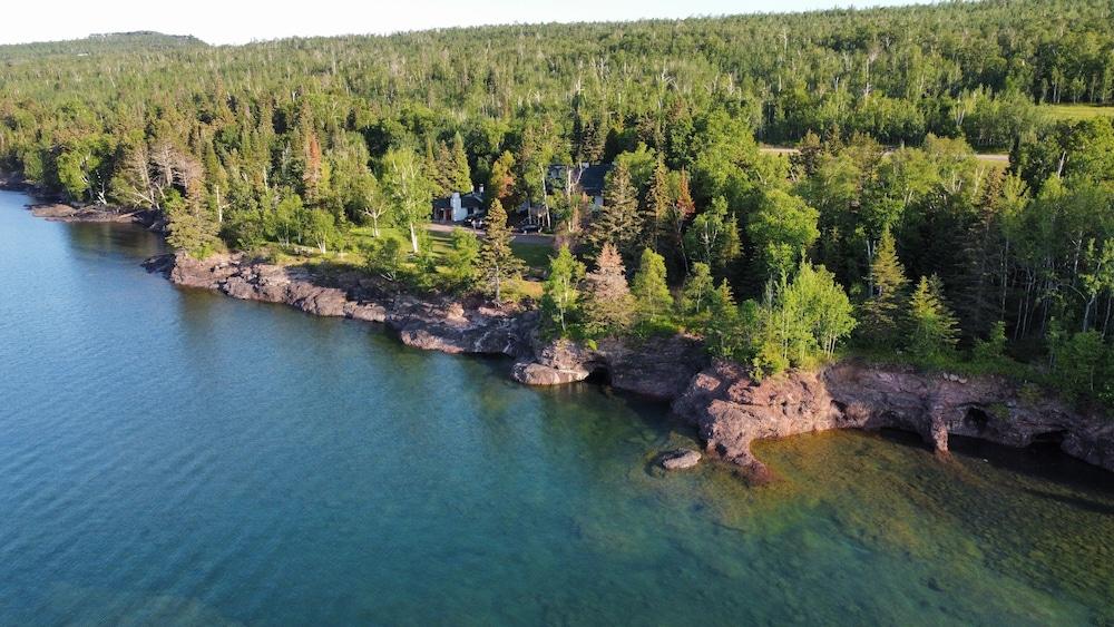 Thomsonite Beach Inn photo 68