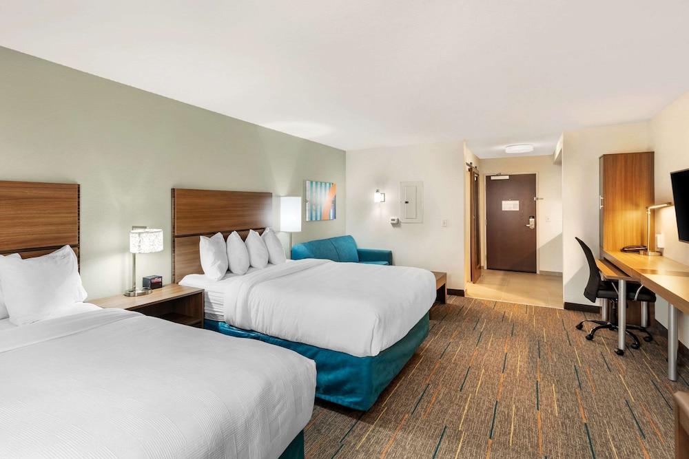 MainStay Suites Lancaster Dallas South photo 21