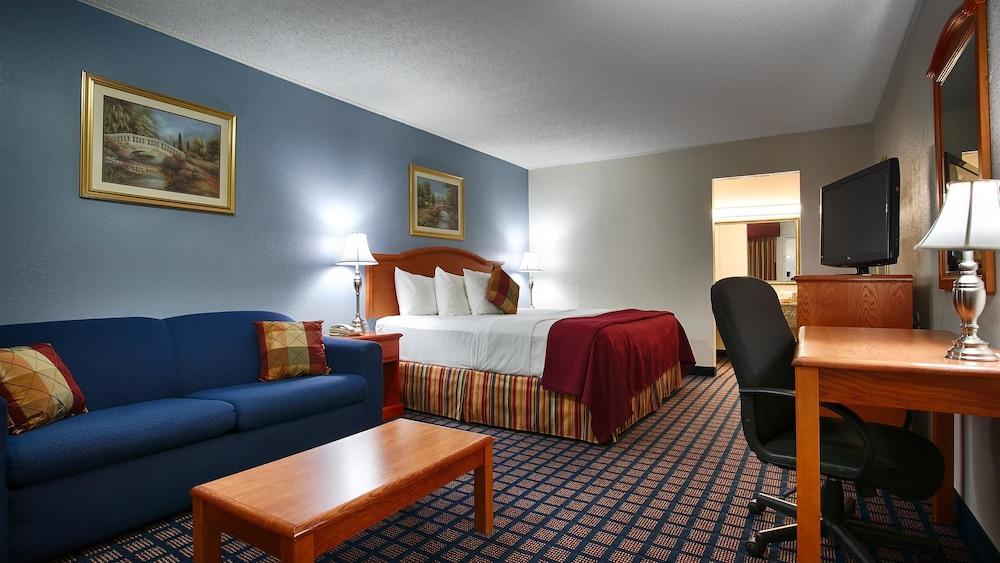 Best Western Palestine Inn photo 13