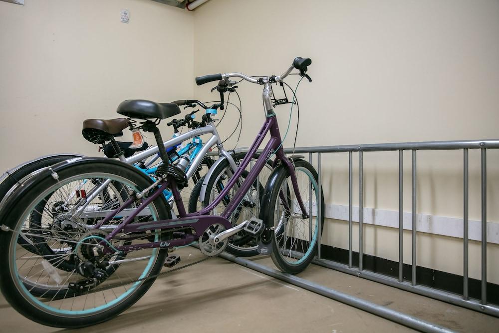 Bicycle Street Inn and Suites photo 2