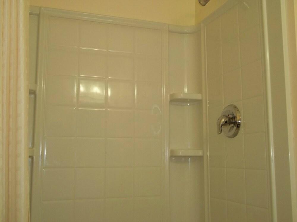Royal Motel photo 9