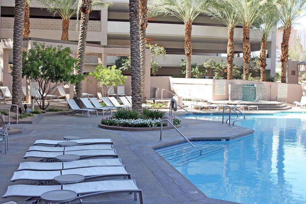 Hilton Grand Vacations Club Paradise Las Vegas photo 23