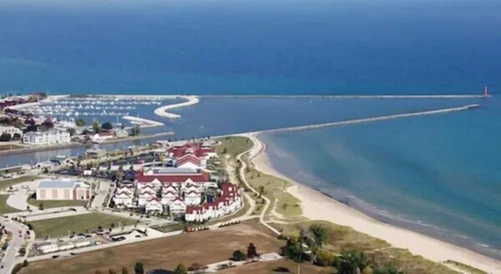 Blue Harbor Resort and Conference Center photo 68