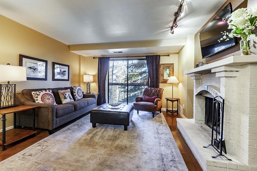 Shadow Ridge by All Seasons Resort Lodging photo 81