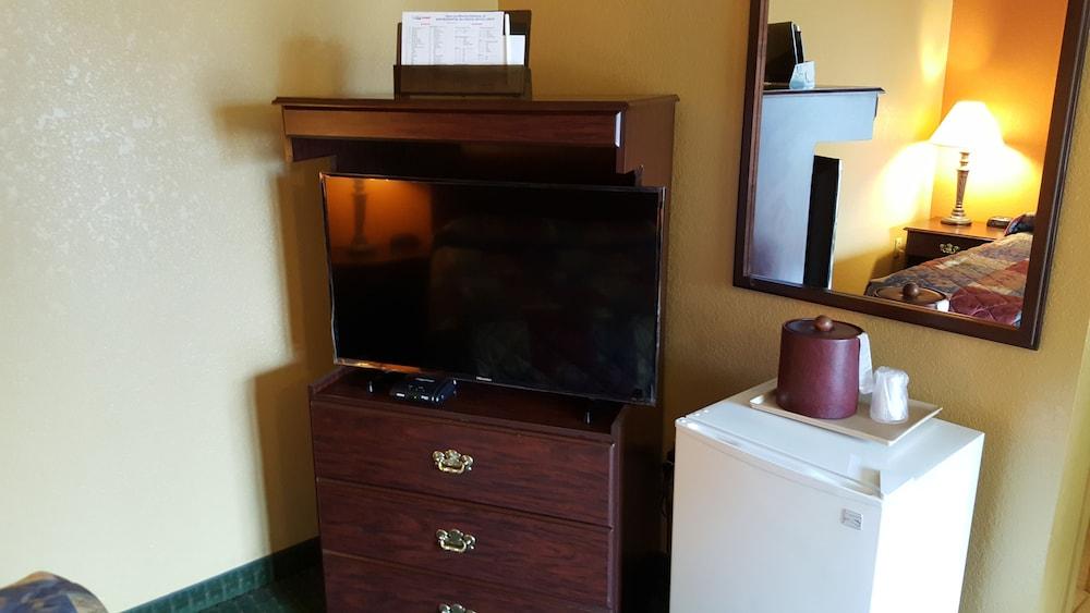 KC Motel photo 9