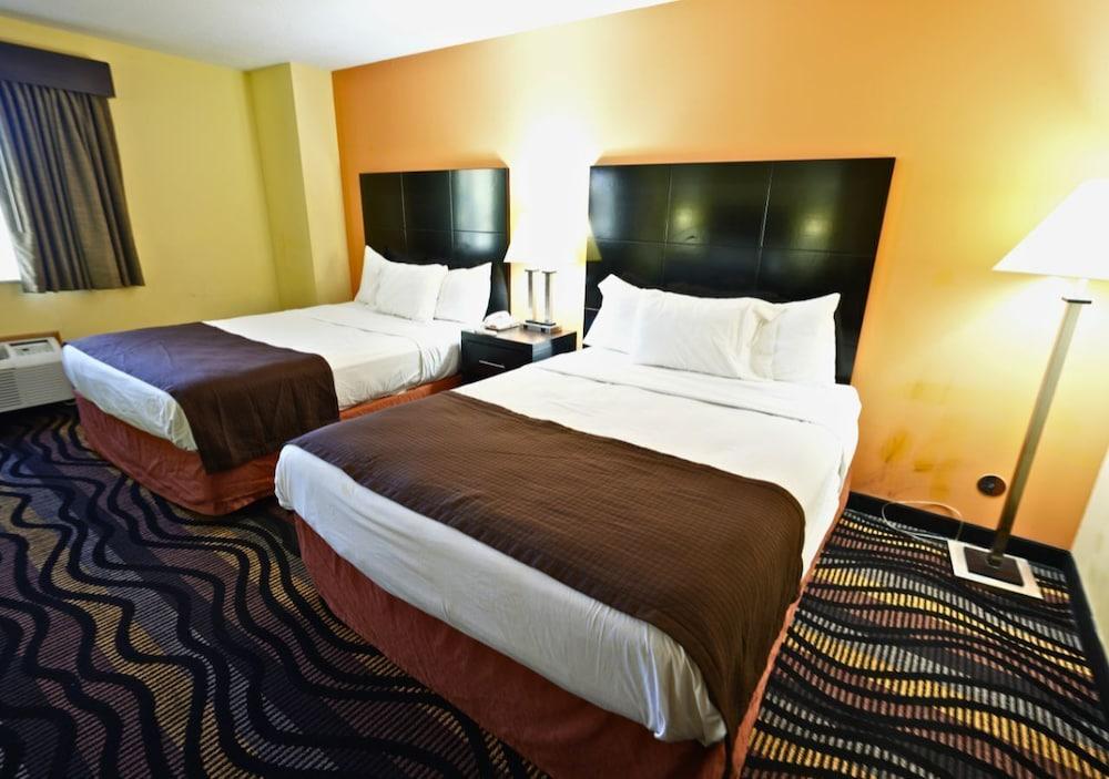 Rock Island Inn & Suites Streator IL photo 25