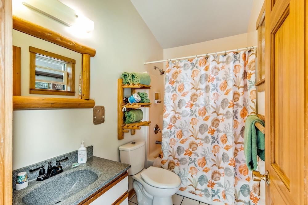 Deer Harbor Inn photo 74