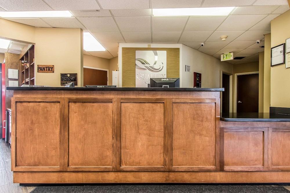 Quality Suites New Iberia photo 2