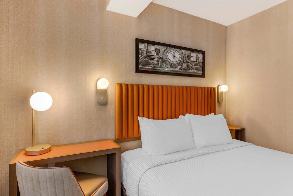 Cambria Hotel New York Times Square photo 4