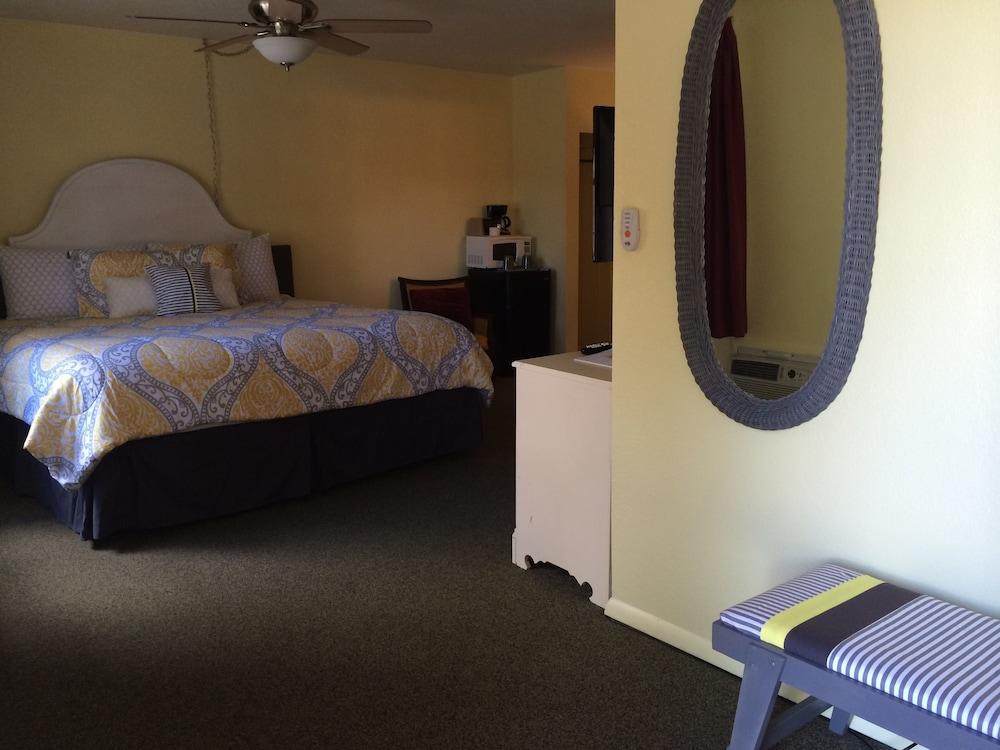 Caboose Motel photo 5