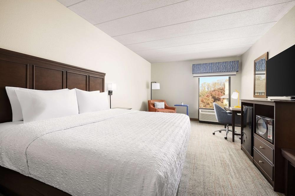 Hampton Inn Columbia photo 21