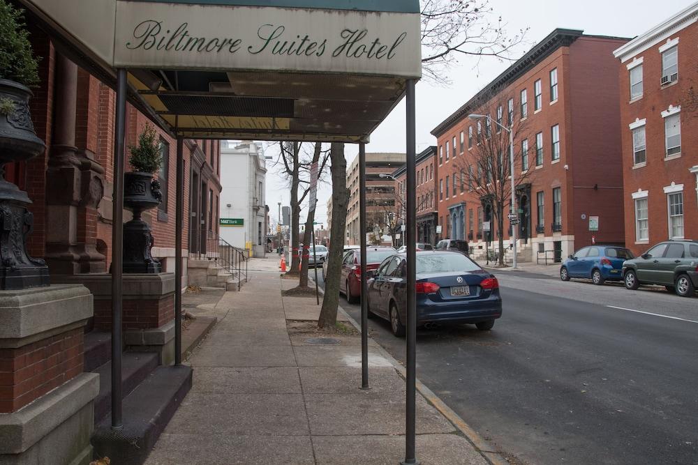 Biltmore Suites Hotel photo 10
