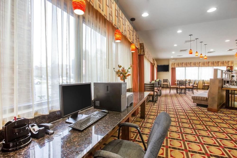 Sunsera Boutique Suites photo 25