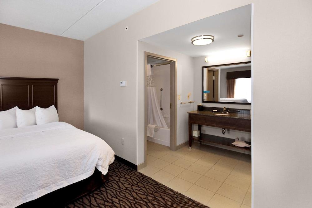 Hampton Inn Butler photo 11