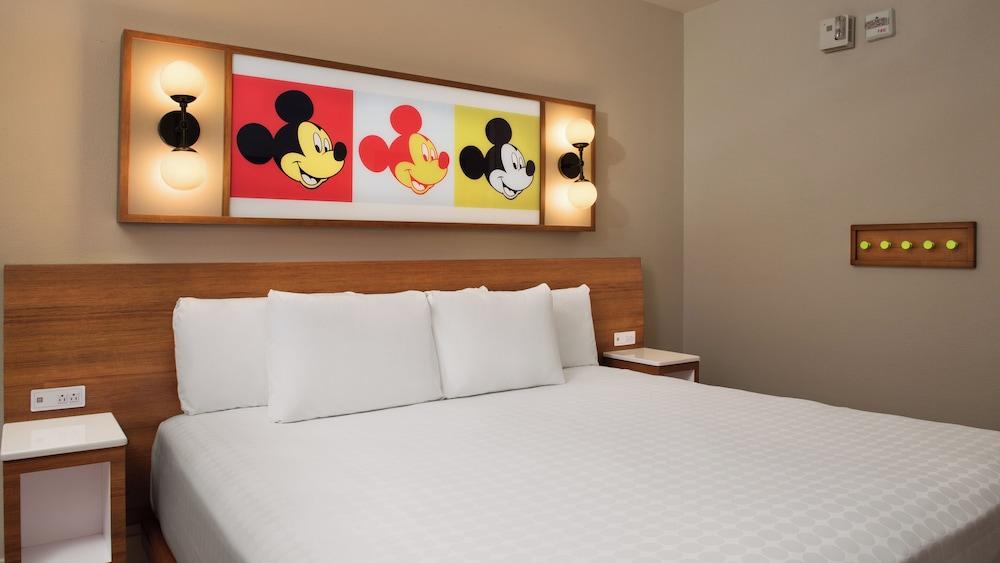 Disney's Pop Century Resort photo 8