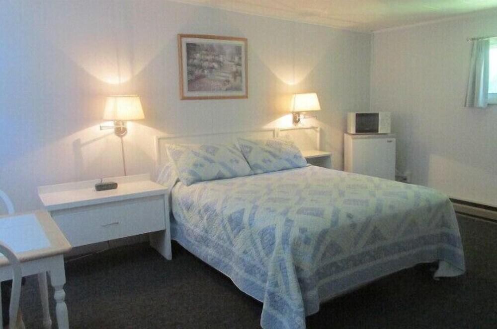 Country Squire Motel photo 2