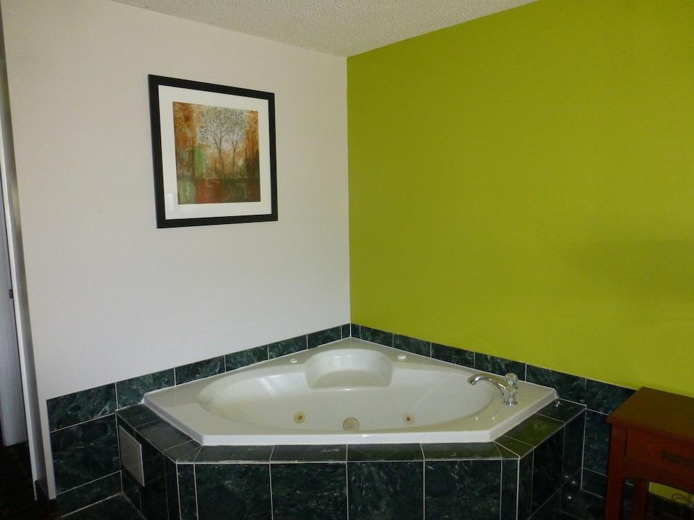 Coach Inn photo 24