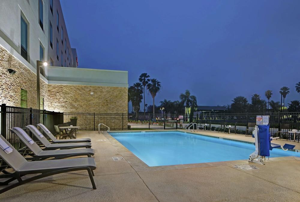 Hampton Inn Weslaco photo 2
