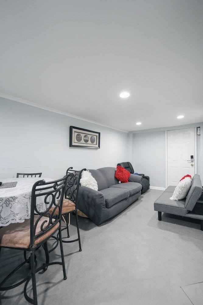 Hudson Hideaway - 3BD NYC Access photo 18