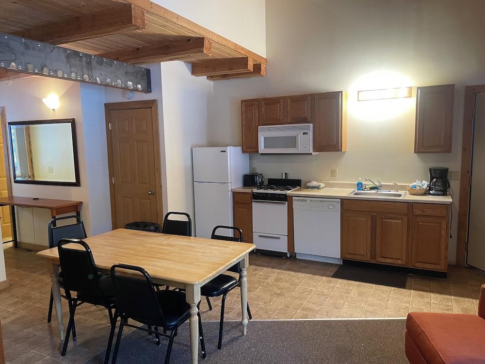 Bear Lodge Resort photo 5