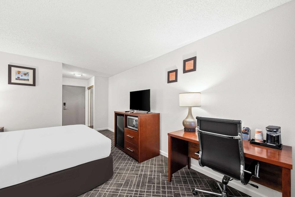 Comfort Inn Yreka I-5 photo 23
