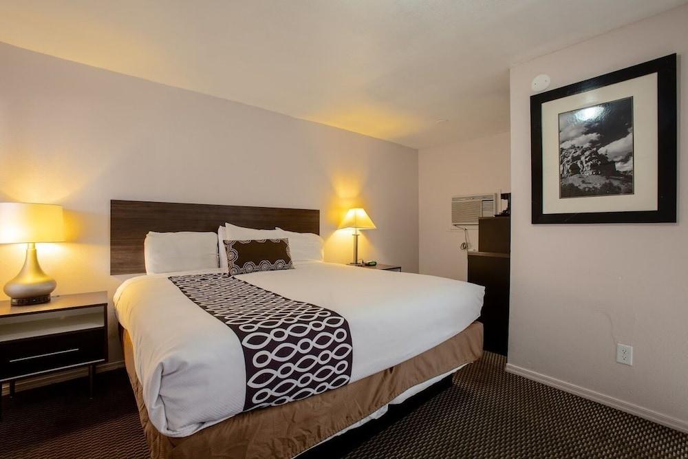 Celilo Inn photo 13
