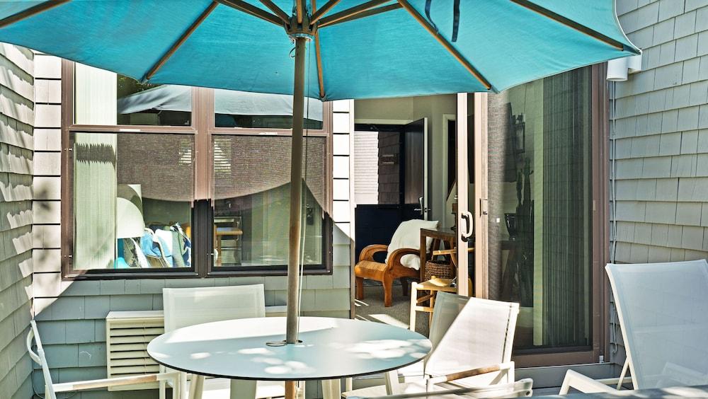 The Surf Club photo 40