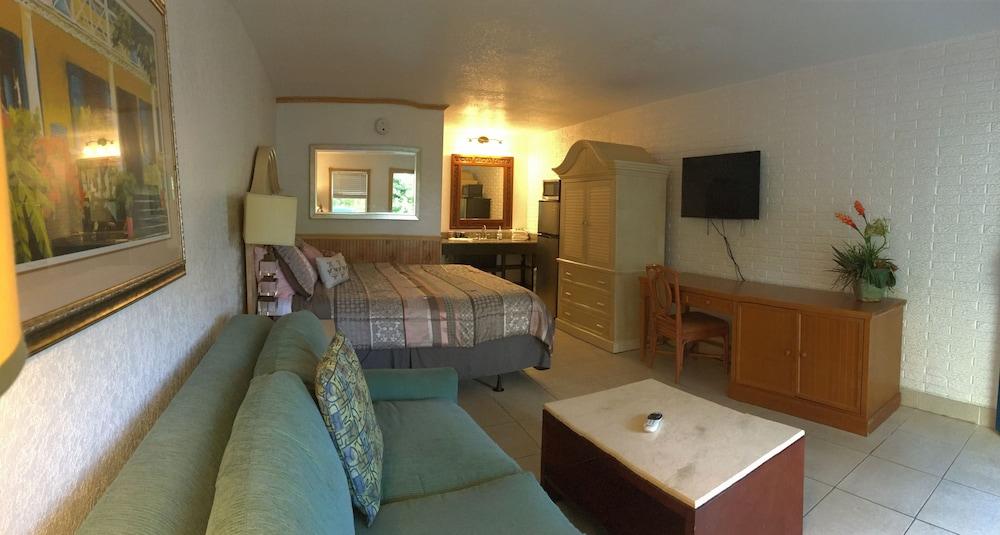 Extended Stay Brunswick photo 33